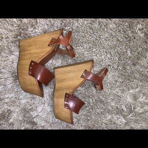 Steve Madden wooden wedges